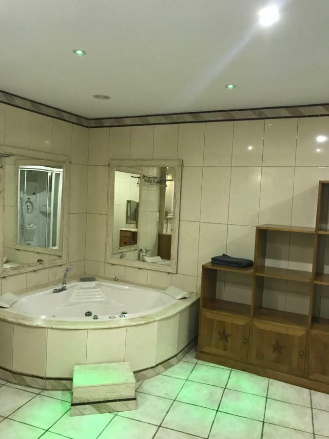 Appartement Du Couvent Narbonne Kültér fotó